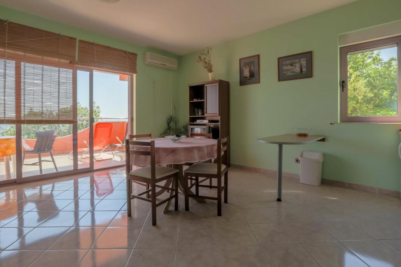 Apartmani Rino ドラマリ エクステリア 写真