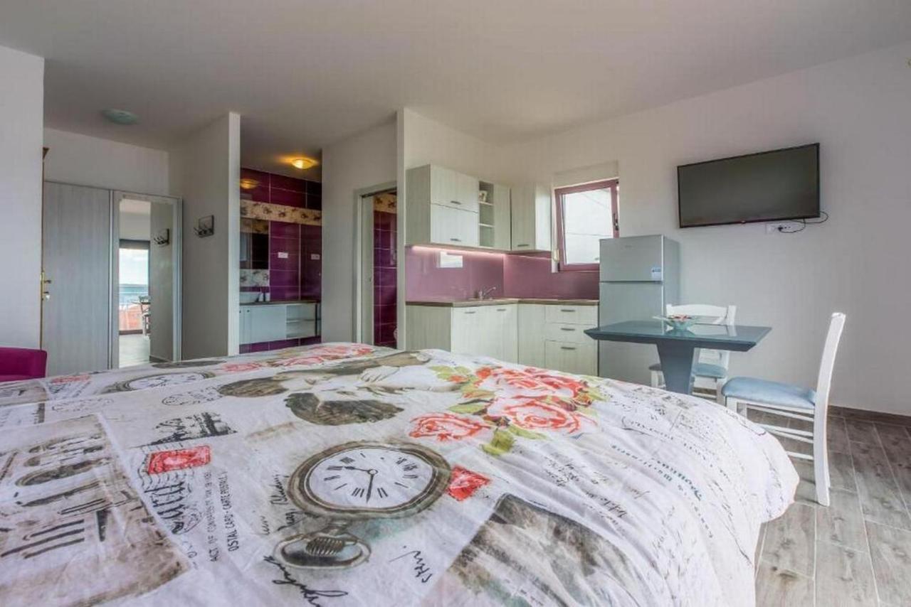 Apartmani Rino ドラマリ エクステリア 写真